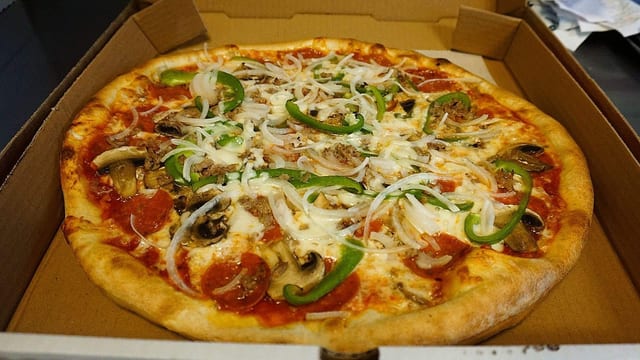 Enzo's Special The Works Pizza (Large 16'').