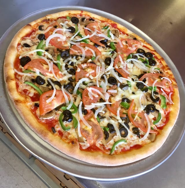Red Vegetarian Pizza (Large 16'').